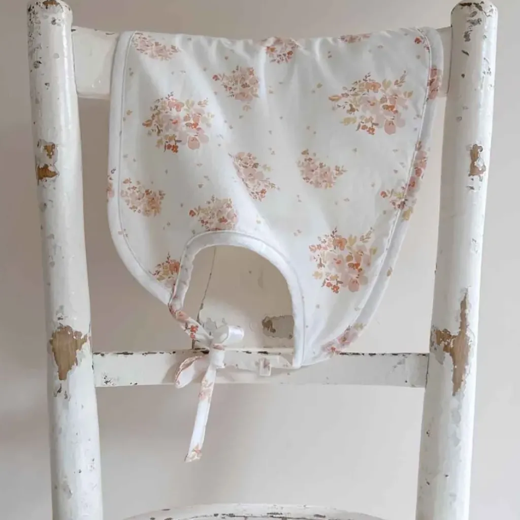 Rose In April Bavoir Anna Bouquet - Fashion