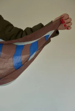 Gabrielle Paris Foulard en Laine Zebra Majorelle - Outlet