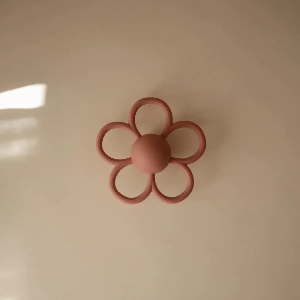 Mushie Hochet Fleur Rose - Fashion