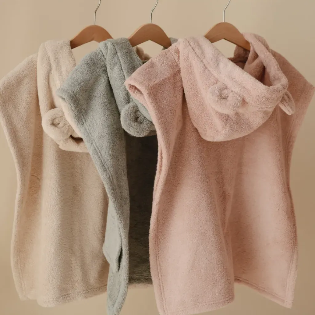 Mushie Poncho Ourson Rose - Sale