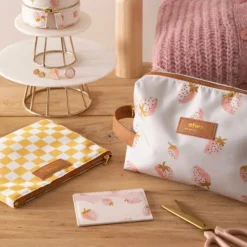 All The Way To Say Porte Cartes Fraise - Outlet