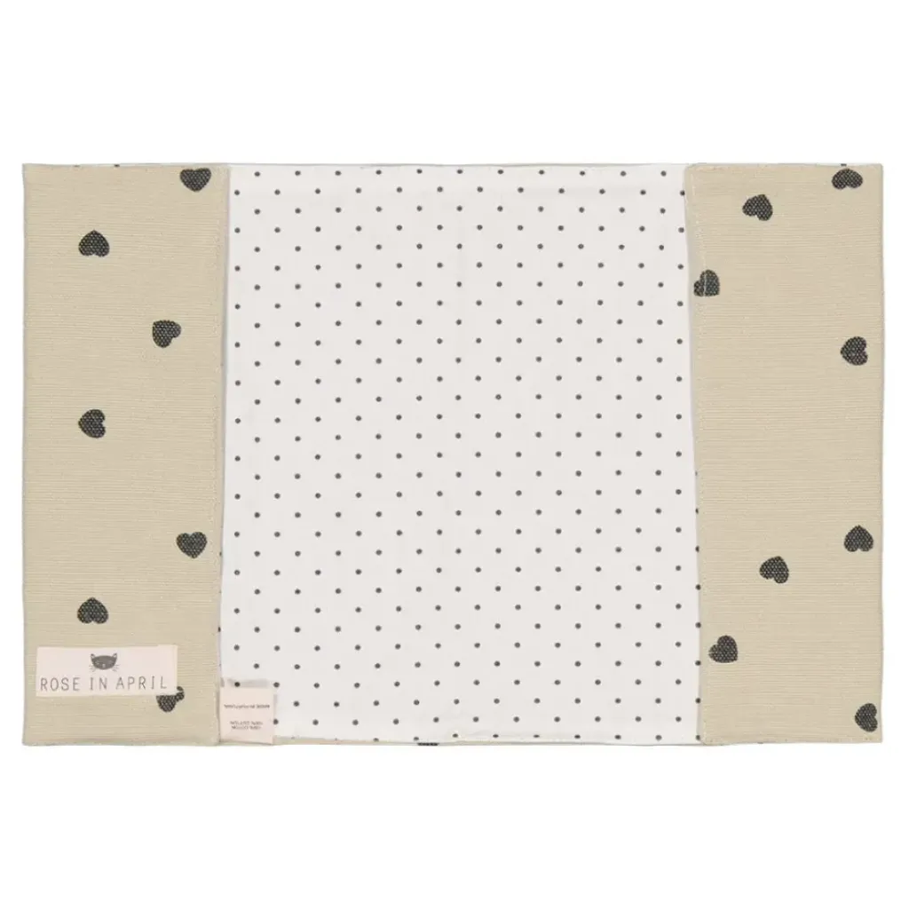 Rose In April Protège Carnet de Santé Chloé Cœur Sable - Sale