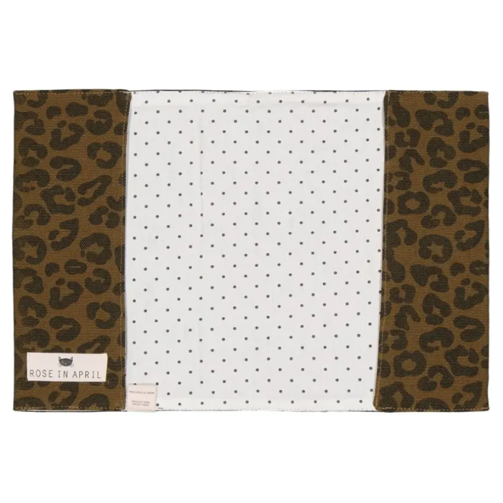 Rose In April Protège Carnet de Santé Graou Olive - Clearance