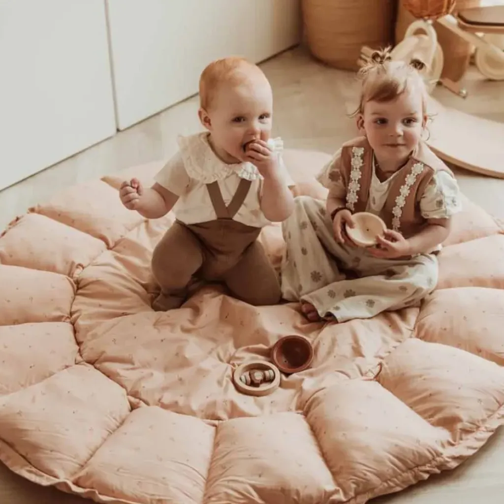 Play and Go Tapis d'Eveil Contour Relevable Bloom Fleuri - Fashion